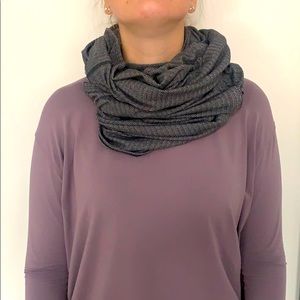 Lulu lemon scarf